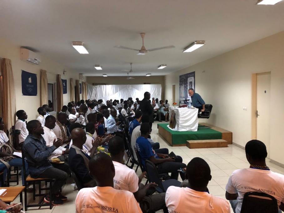 Andrea Riccardi incontra la Comunità di Sant'Egidio di Dakar: una luce per i poveri in Senegal